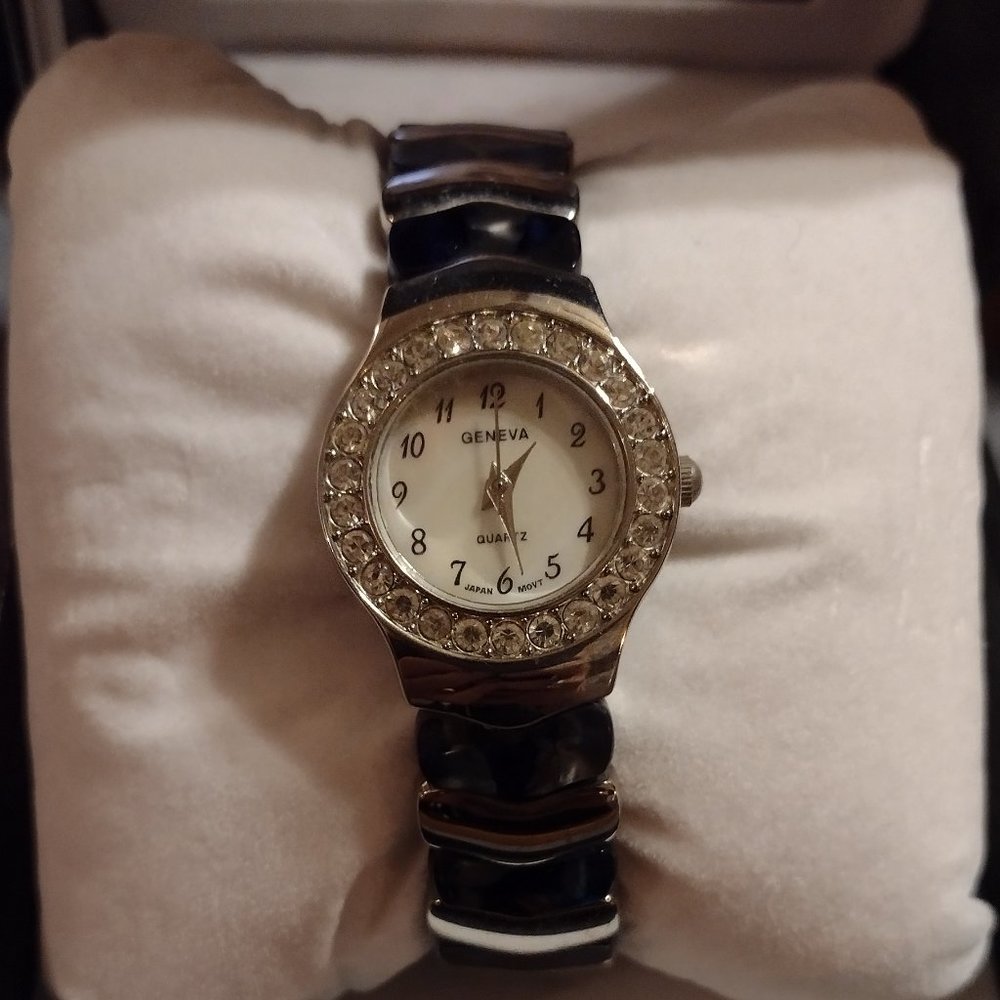 Geneva Elite Swarovski Crystal Ladies Watch
